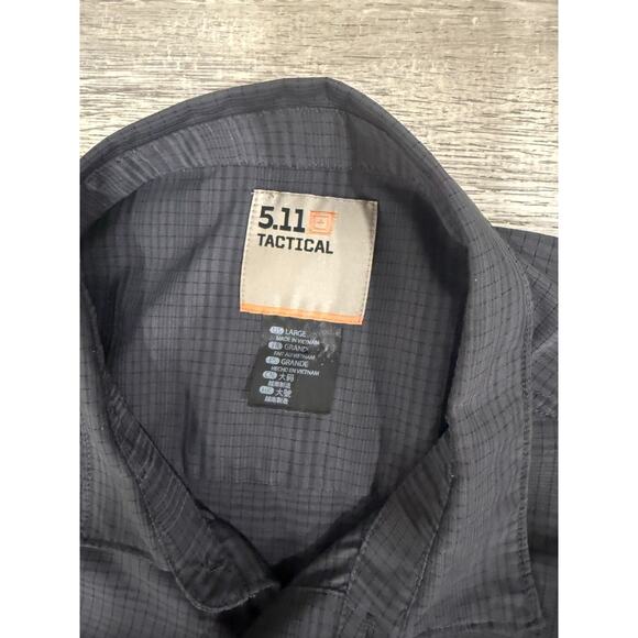 5.11 Tactical Button-Up Shirt Men's M Black Short Sleeve Chest Pocket Collared - Picture 3 of 3